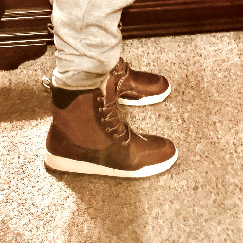 TIMBERLAND WINTER WEAR LEATHER BOOTS w/ canvas and suede trim warm boots